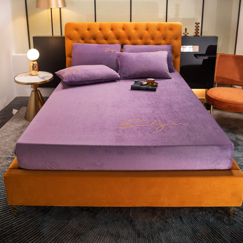 Luxurious Coral Velvet Bed Sheet - Premium Full-Cover 1.2m to 2m Simmons Mattress Cover