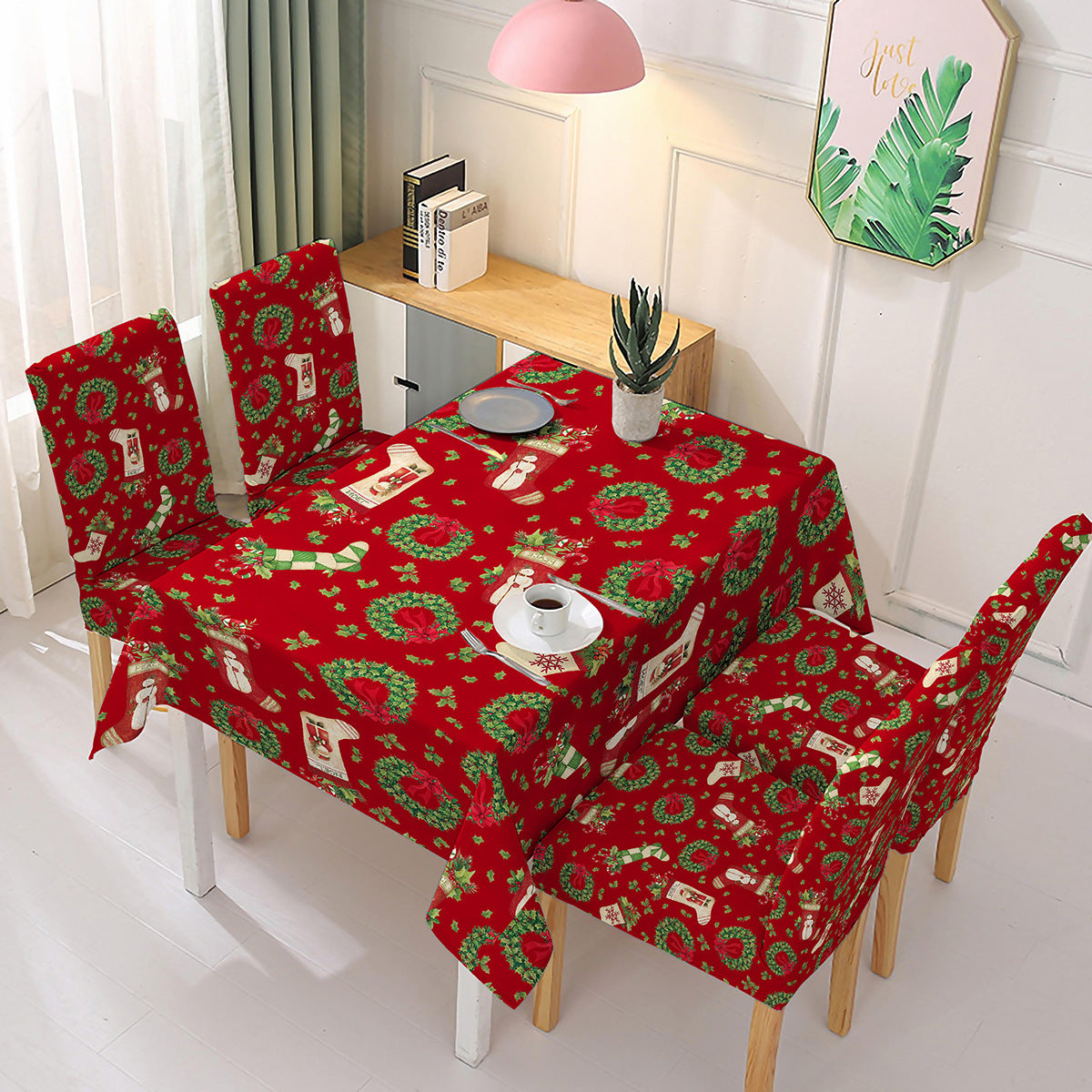 FAMILYHOMEDECOR™ Christmas Waterproof Polyester Tablecloth Socks